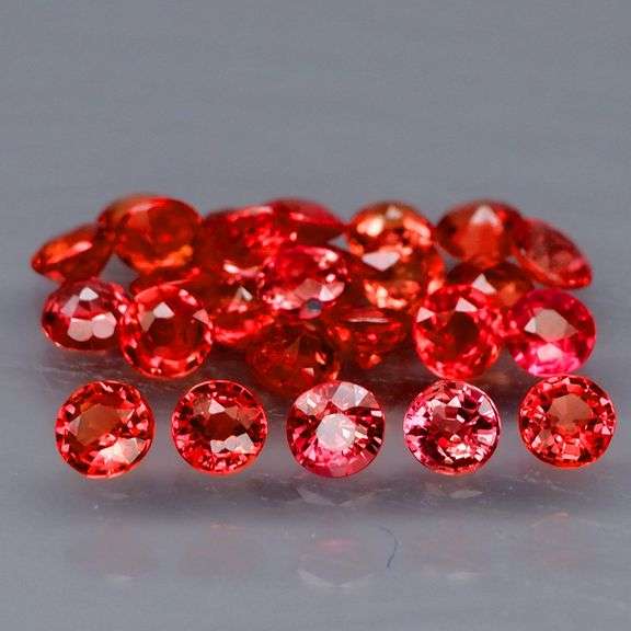 Vibrant!!! Simply Amazing 2.42ct imperial red Sapphire set!!!