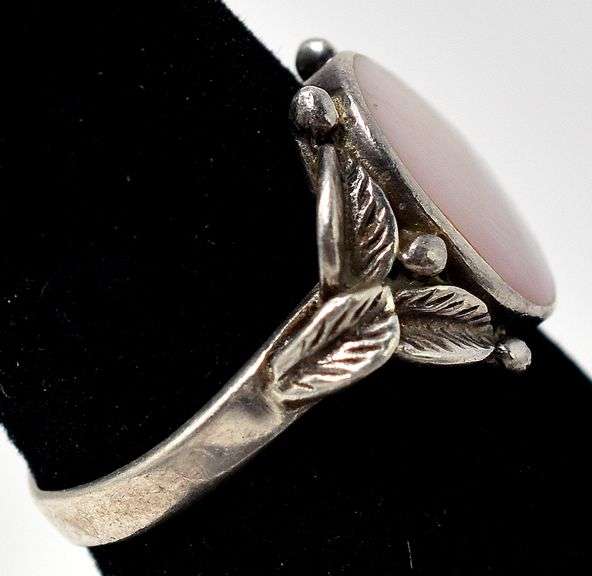 Pink Mother of Pearl Ring in Sterling Silver
