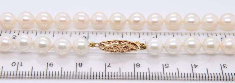 Elegant 6-6.5mm White Fresh Water Pearl Necklace