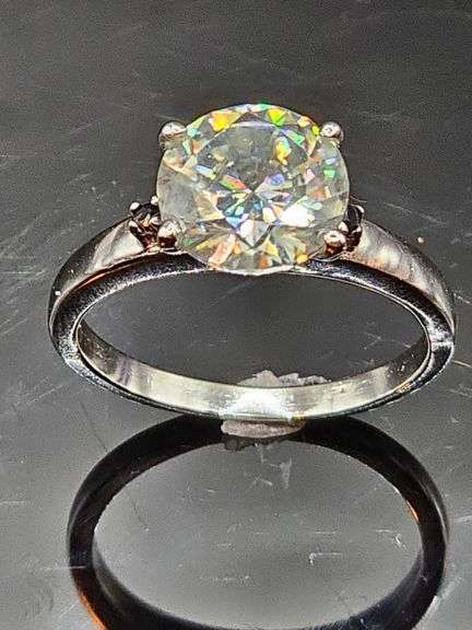 Sparkling 14 K White Gold Plate 3.25 Ct Lab Simulated Diamond Ring