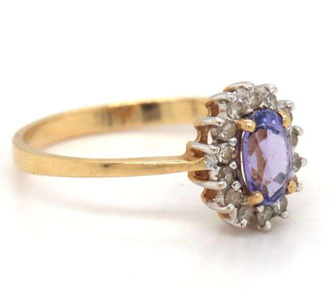 14kt Yellow gold Tanzanite and diamond ring