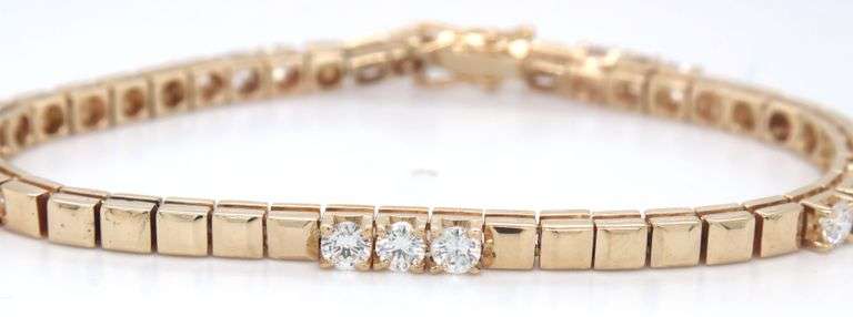 14kt Yellow gold 2ctw diamond station link bracelet