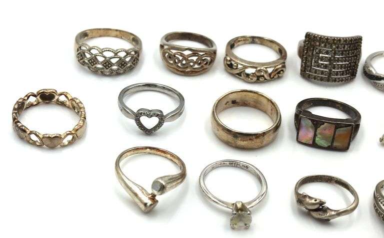 Group lot of Vintage 925 sterling silver rings