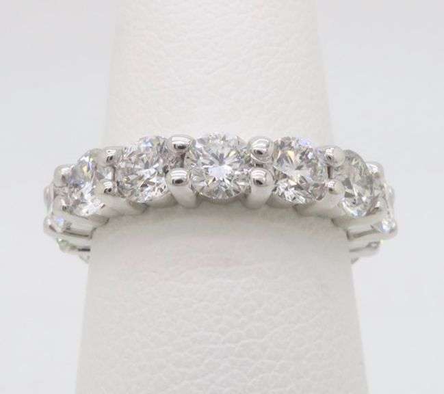 Impressive 3.45CTW Earth Mined Diamond Eternity Band
