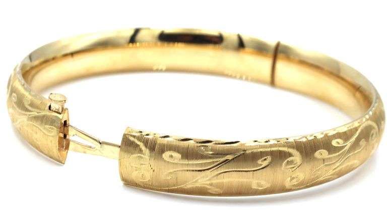 Pretty Patterned 14k yellow gold Opening Bangle