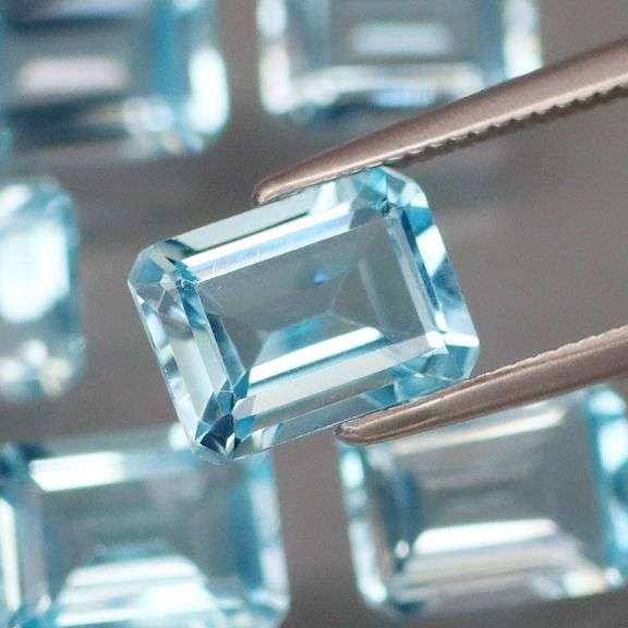 Simply brilliant! 16.20ct sky blue Brazilian Topaz set!