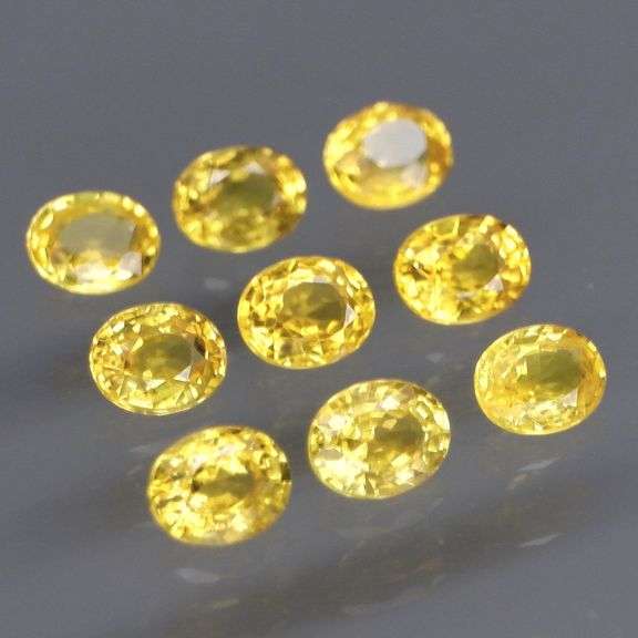 Incredible 2.17ct oval cut yellow Sapphire set -Heated only!