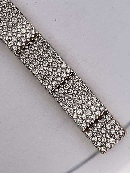 CERTIFIED BRAND NEW 14K YELLOW GOLD DIAMOND BRACELET. 15.2 CARATS
