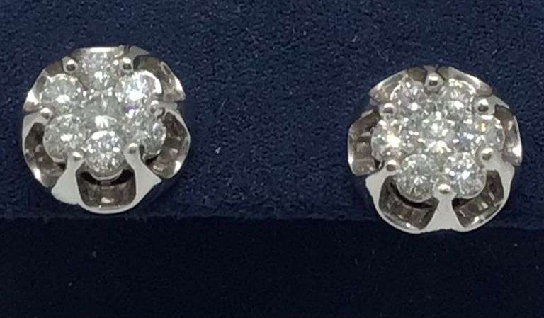 14K White Gold Round Brilliant Cut Diamond Cluster Earring