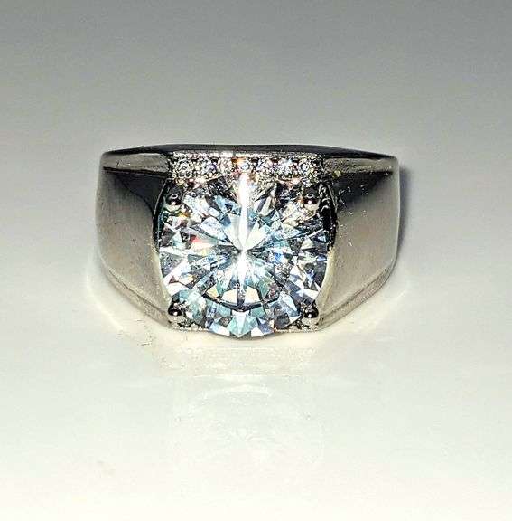 Men's 18 Kt White Gold Plate 5 Ct Lab Simulated Diamond Ring