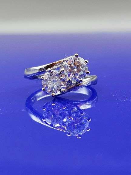Sparkling 3.5 Ct Twin Solitaire Lab Simulated Diamond Ring
