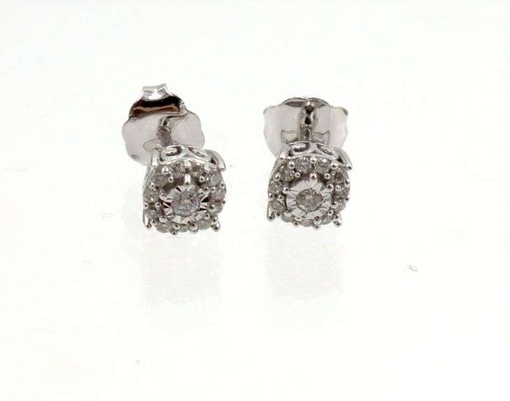 14kt White gold small diamond cluster earrings