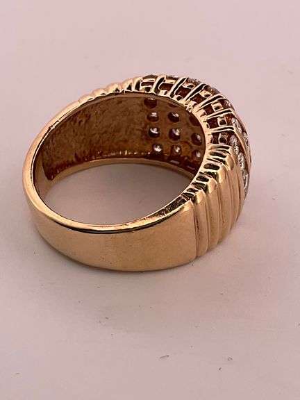 CERTIFIED LADIES 14K YELLOW GOLD AND DIAMOND BAND