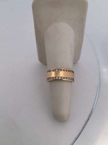 CERTIFIED BRAND NEW 14K YELLOW GOLD DIAMOND BAND