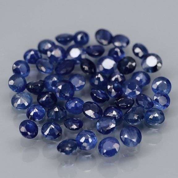 Heated only! 5.43ct pure ink blue Sapphire set from Madagascar