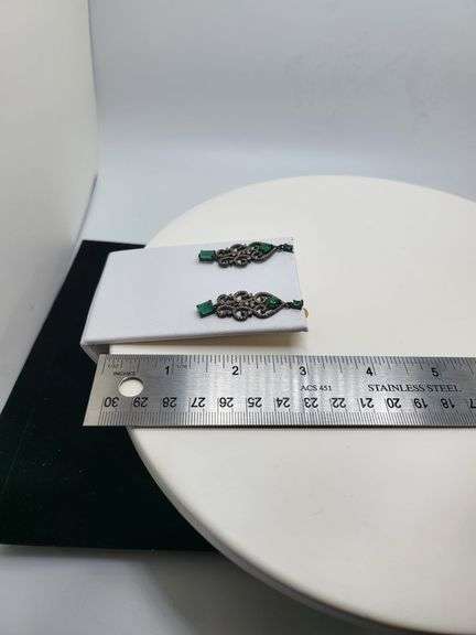 Handmade Elegant Earrings with 2.5ct Natural Colombian Emeralds & 1.5ct Diamond Accents