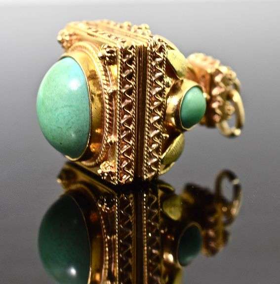 Gorgeous Heavy 18K Yellow Gold Turquoise Fob/Pendant