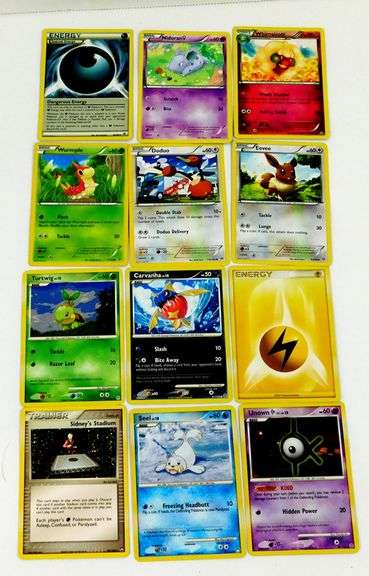 12 Pokémon Cards