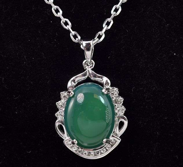 Adorable 12.30CTS Oval Shaped Cabochon-Cut Emerald & Sapphire Gemstone Pendant Necklace in Sterling