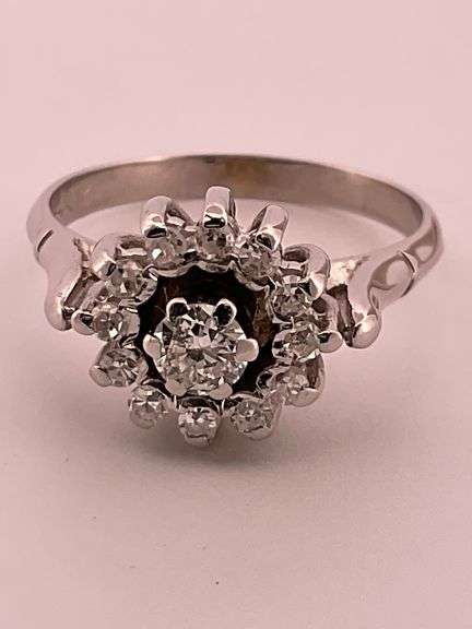 CERTIFIED 14K WHITE GOLD DIAMOND RING