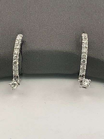 18K WHITE GOLD DIAMOND LOOP EARRINGS