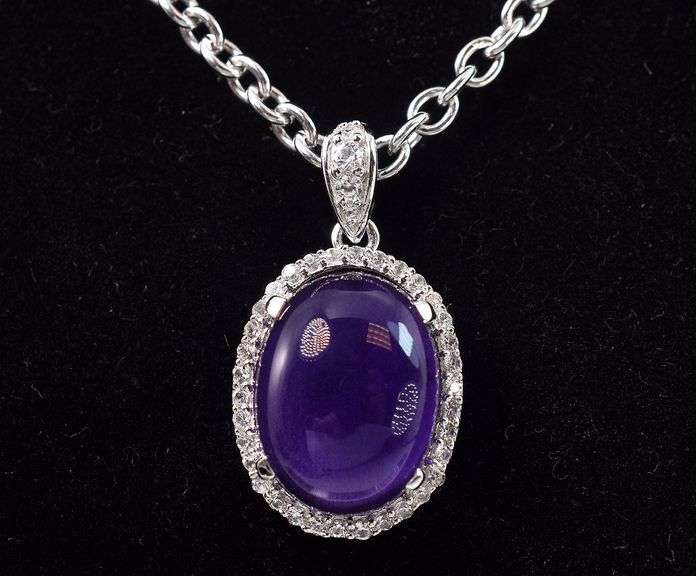 Delightful 7.42CTS Chalcedony & Colorless Sapphire Gemstone Pendant in Sterling Silver Necklace