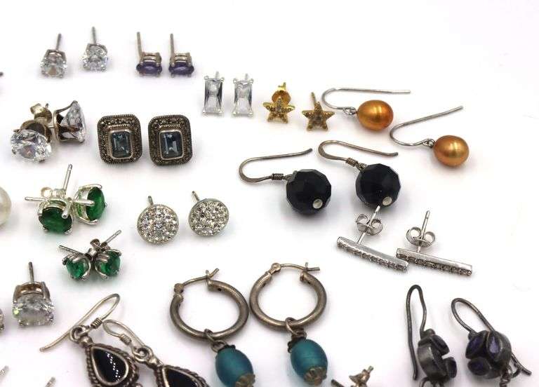 Group lot of Vintage 925 sterling silver earrings