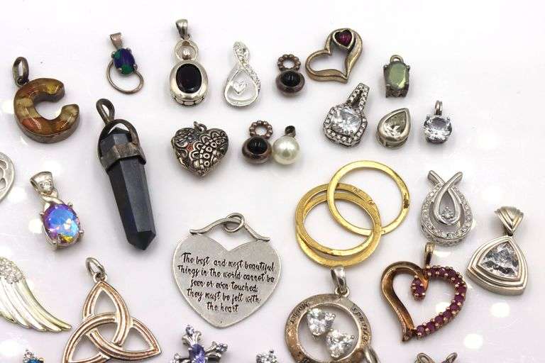 Group lot of Vintage 925 sterling silver pendants