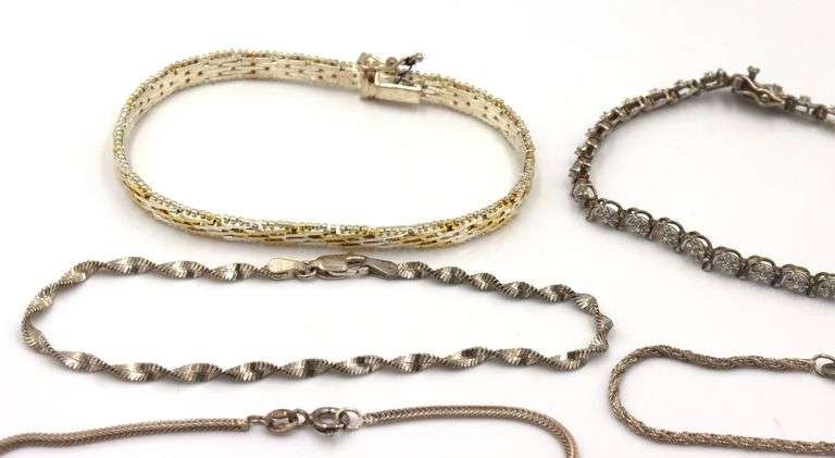 Group lot of 8 vintage 925 sterling silver bracelets