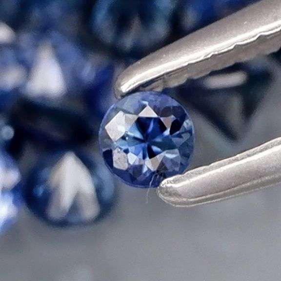Heated only! 3.16ct top blue sapphire set