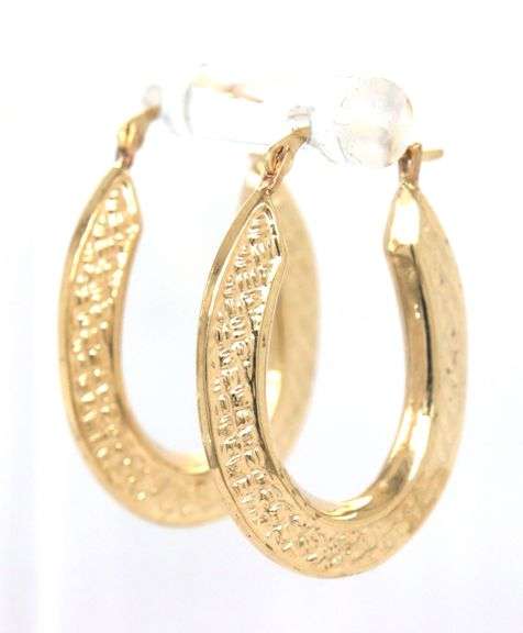 14kt Yellow gold Engraved oval hoops
