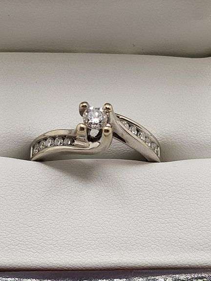14k white gold diamond wedding band, size 10 -6.1 gr