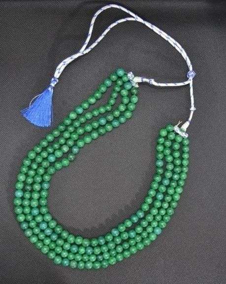 Beautiful 922.5 Cttw Genuine Jade 4 Strand Necklace