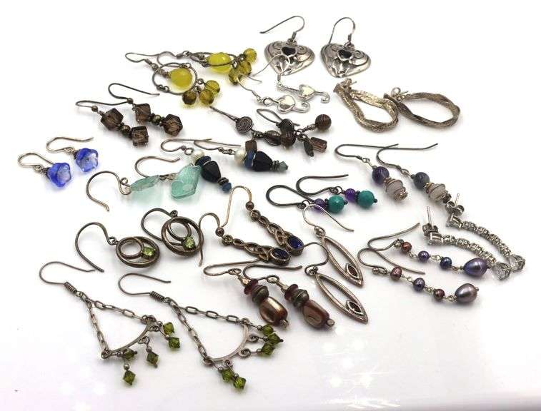 Group lot of Vintage 925 sterling silver earrings
