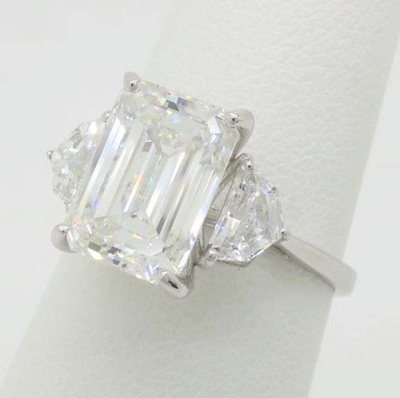 Incredible Certified Custom 4.85CTW Diamond Ring