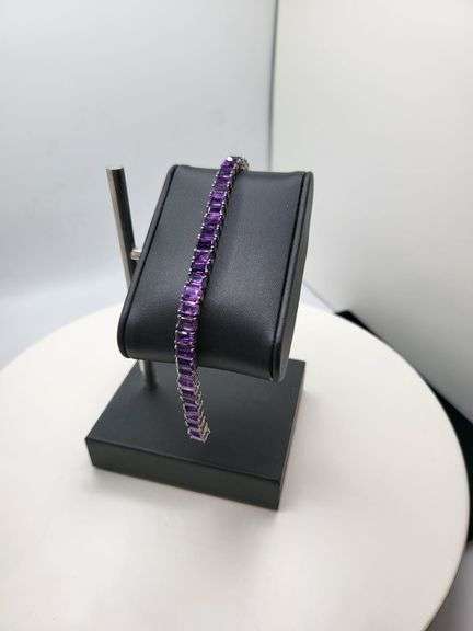 Elegant 82.5ct Emerald-Cut Natural Amethyst Bracelet in Sterling Silver – Size 7