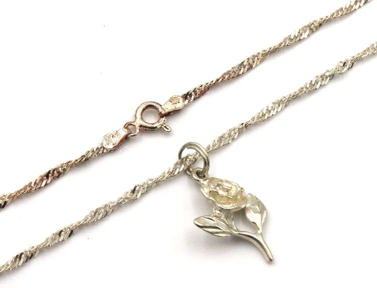 Group lot of Vintage 925 sterling silver 8 necklaces