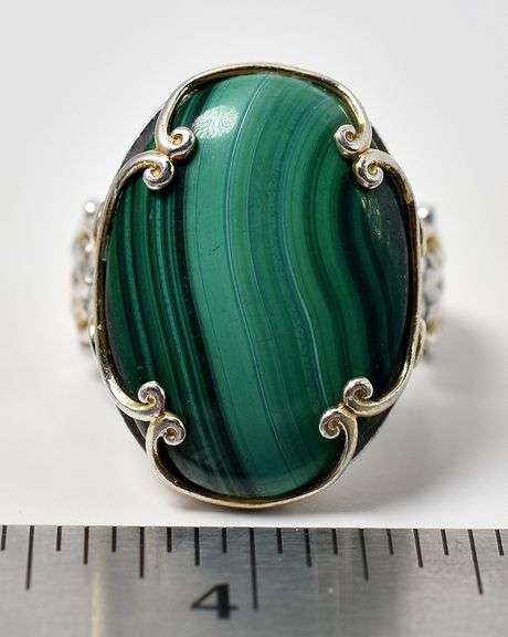 Vintage Malachite Ring in Sterling Silver