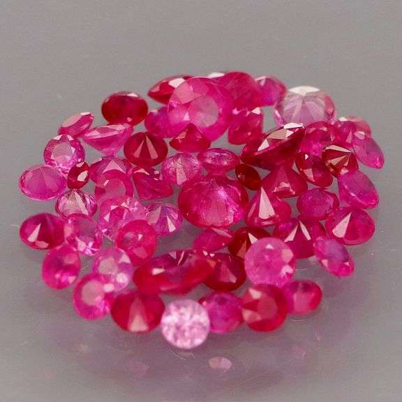 Heated only! 2.12ct hot pink Sapphire set!