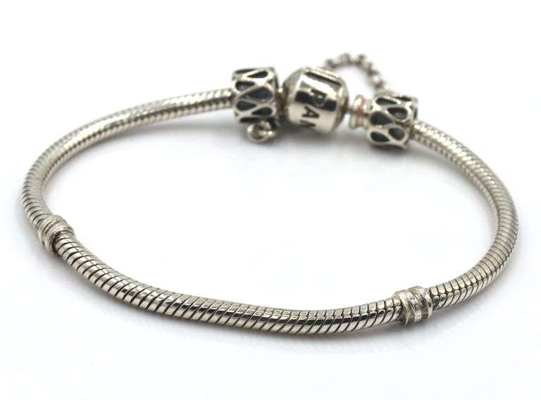 Pandora bracelet with end chain beads