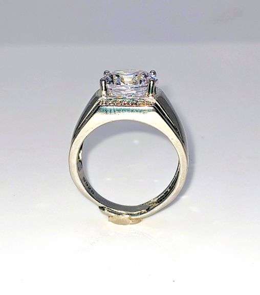 Men's 18 Kt White Gold Plate 5 Ct Lab Simulated Diamond Ring