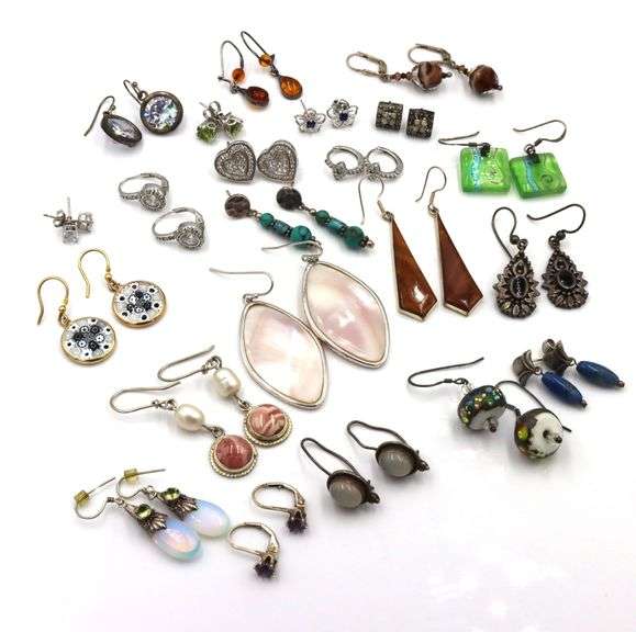 Vintage 925 sterling silver group lot of earrings