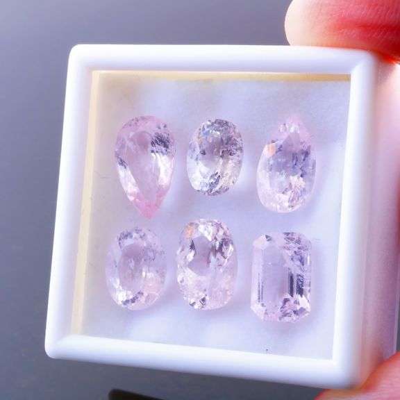 Collectors 12.26ct UNTREATED Brazilian Morganite set!