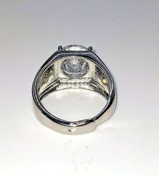 Men's 18 Kt White Gold Plate 5 Ct Lab Simulated Diamond Ring
