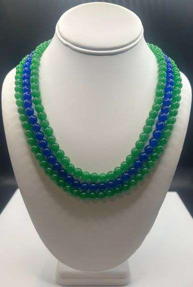 Beautiful Mined From The Earth 670 Ctw Natural Emerald and Blue Sapphire Necklace