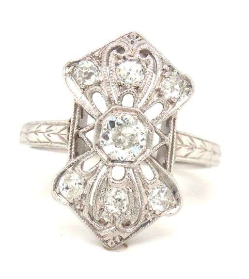 Antique 14kt white gold 0.80ctw Euro cut diamond ring
