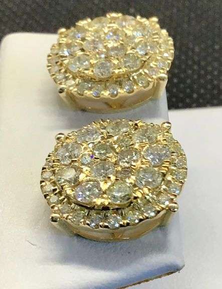 14K Yellow Gold Round Brilliant Cut Diamond Cluster Earring