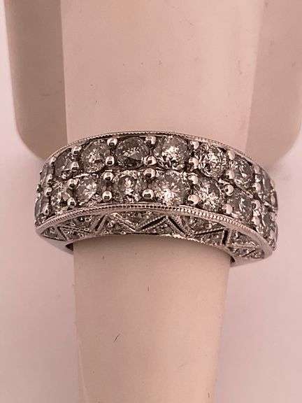 CERTIFIED BRAND NEW 14K WHITE GOLD DIAMOND BAND / RING