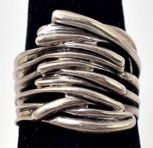 Interlaced Lined Band Ring in Sterling Silver
