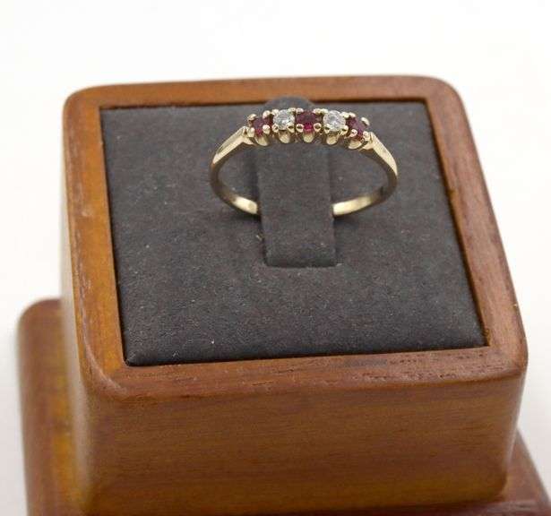 14kt Yellow gold ruby and diamond 5 stone band